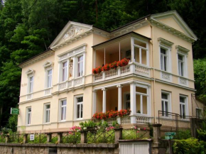 Отель Pension Villa Anna  Бад-Шандау